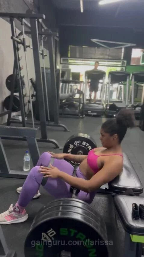larissa post preview